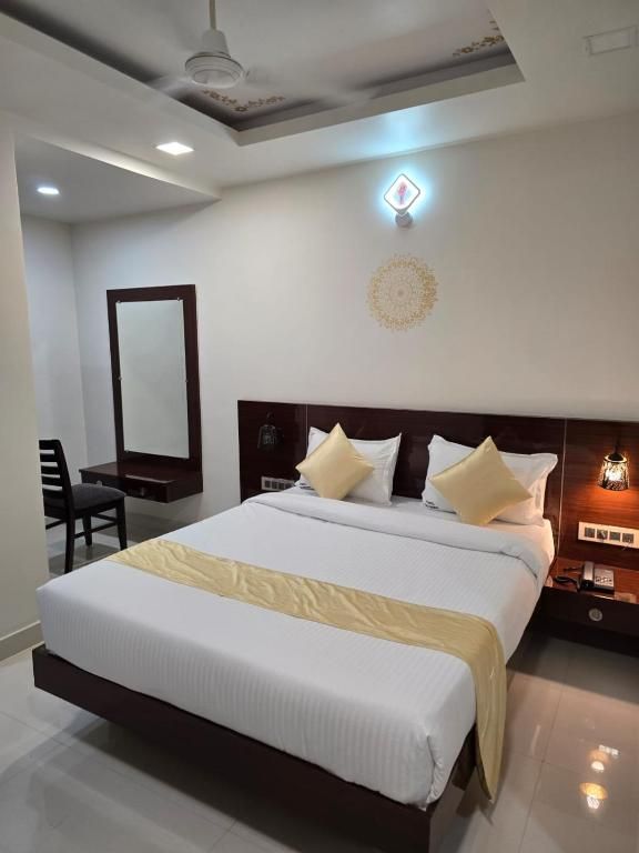 Hotel Itagi Square Executive Room AC 3