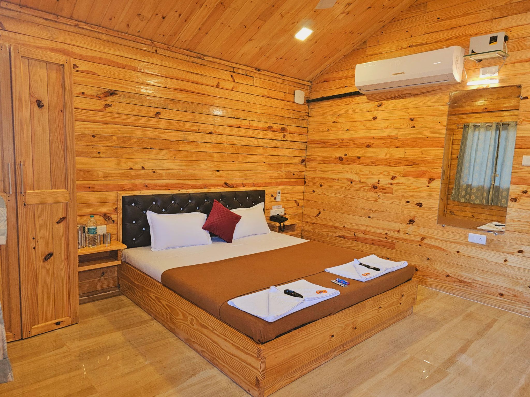 Deluxe Ac Room (Sea View)