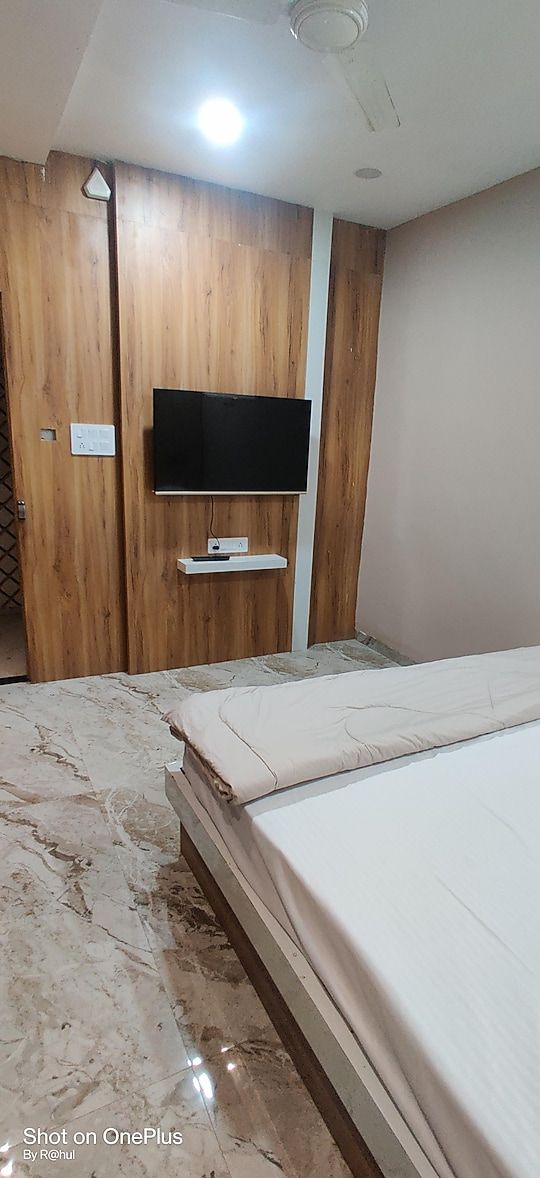 Hotel Adarsh Palace Standard Room 2