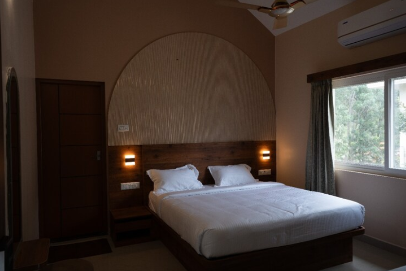 MSB Silver Spring Resort Suite room 8