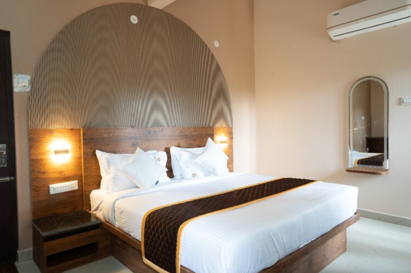 MSB Silver Spring Resort Suite room