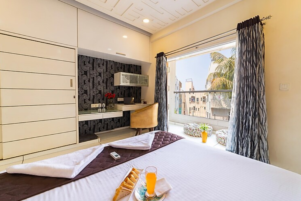 AC Premium Room with Balcony