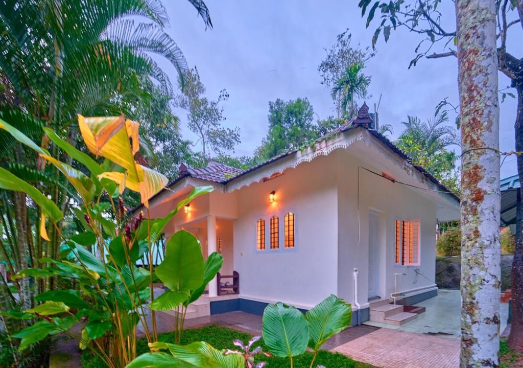 Kedara Village Resort by VOYE HOMES- Pool and Pet Friendly