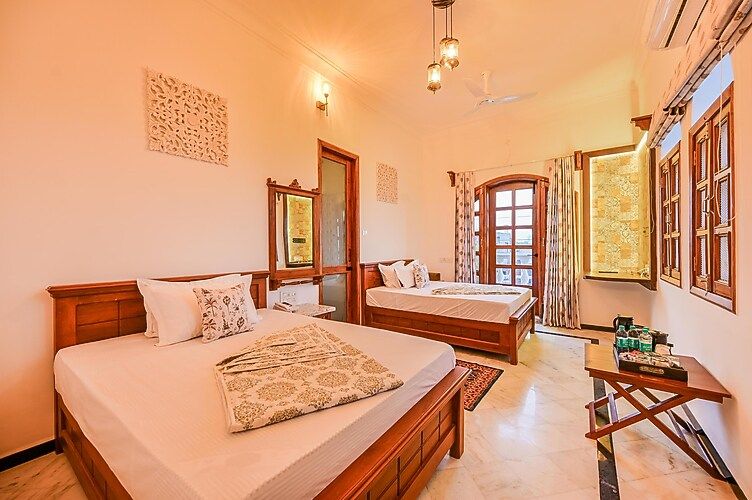 Tryambakam Villa Tryambakam Executive Twin Bed 3
