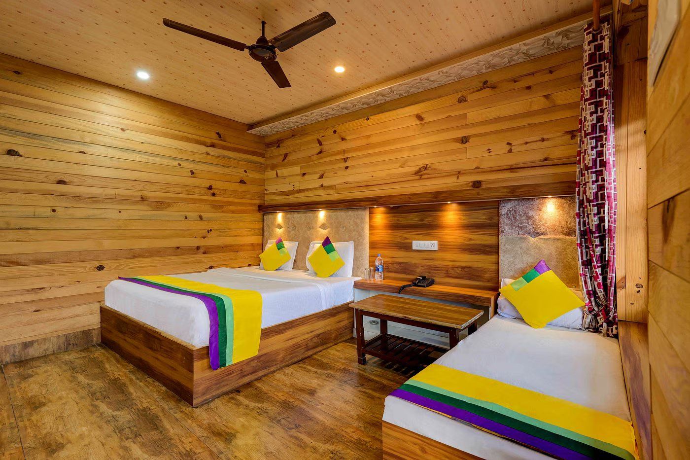 Deluxe Room (Lake Facing)