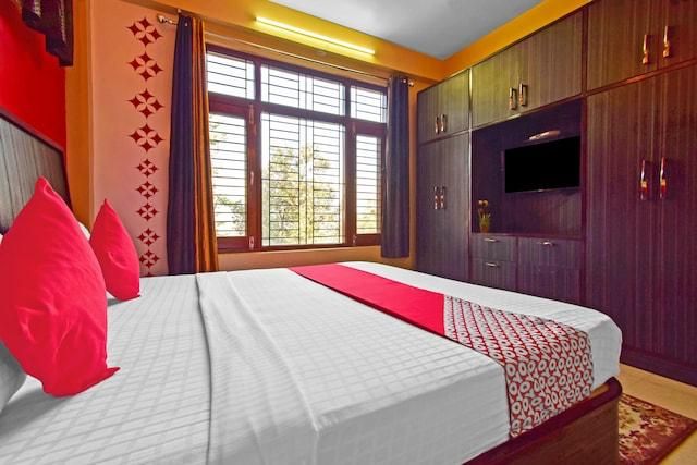 Nirvana Rooms Standard Double Bed Room  6