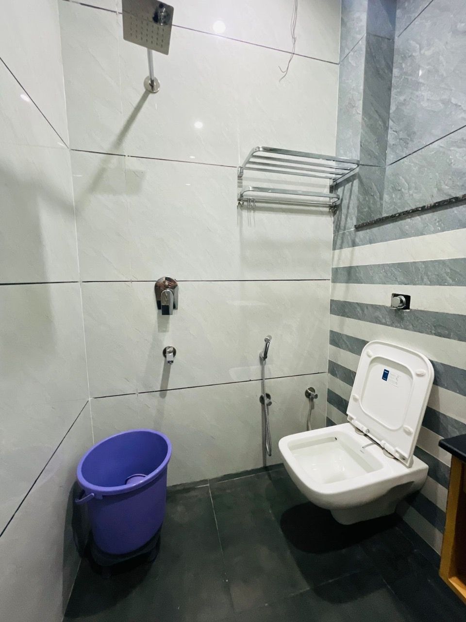 Triple Bed AC Room with Window & Parking