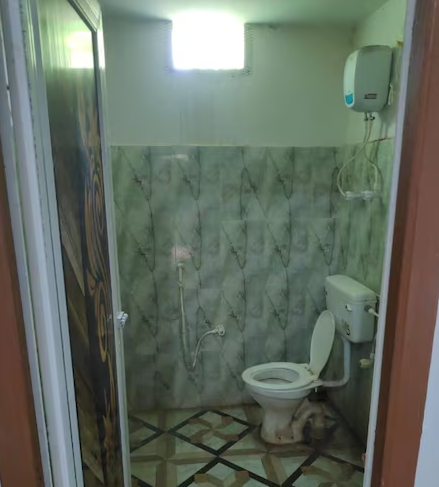 DETEEX HOOR PARI Standard Ac Room 4