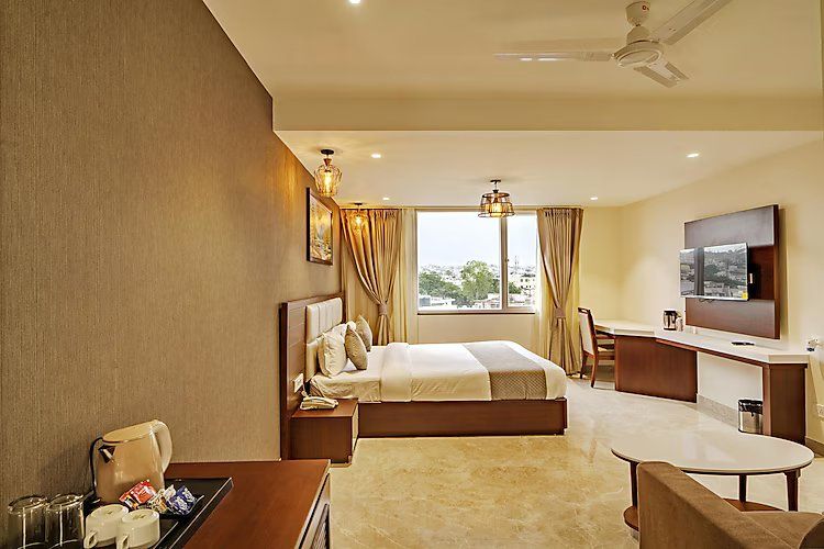 Cityscape Double Bed Room