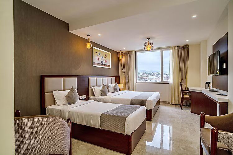 Cityscape Triple Bed Room
