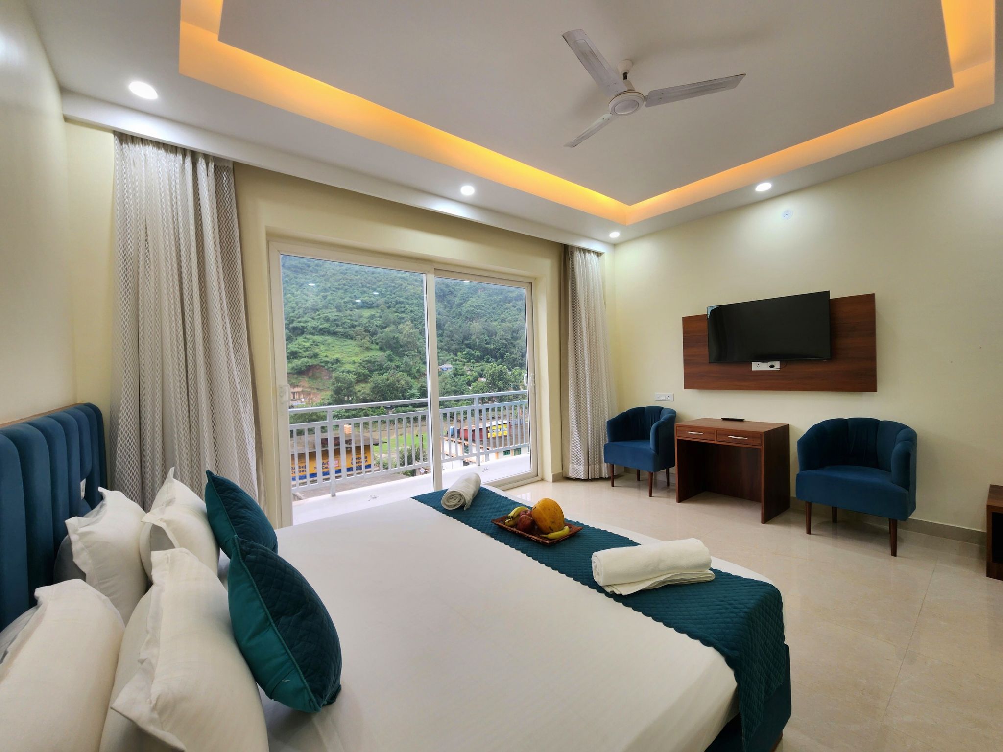 Premium Room With King Size Bed