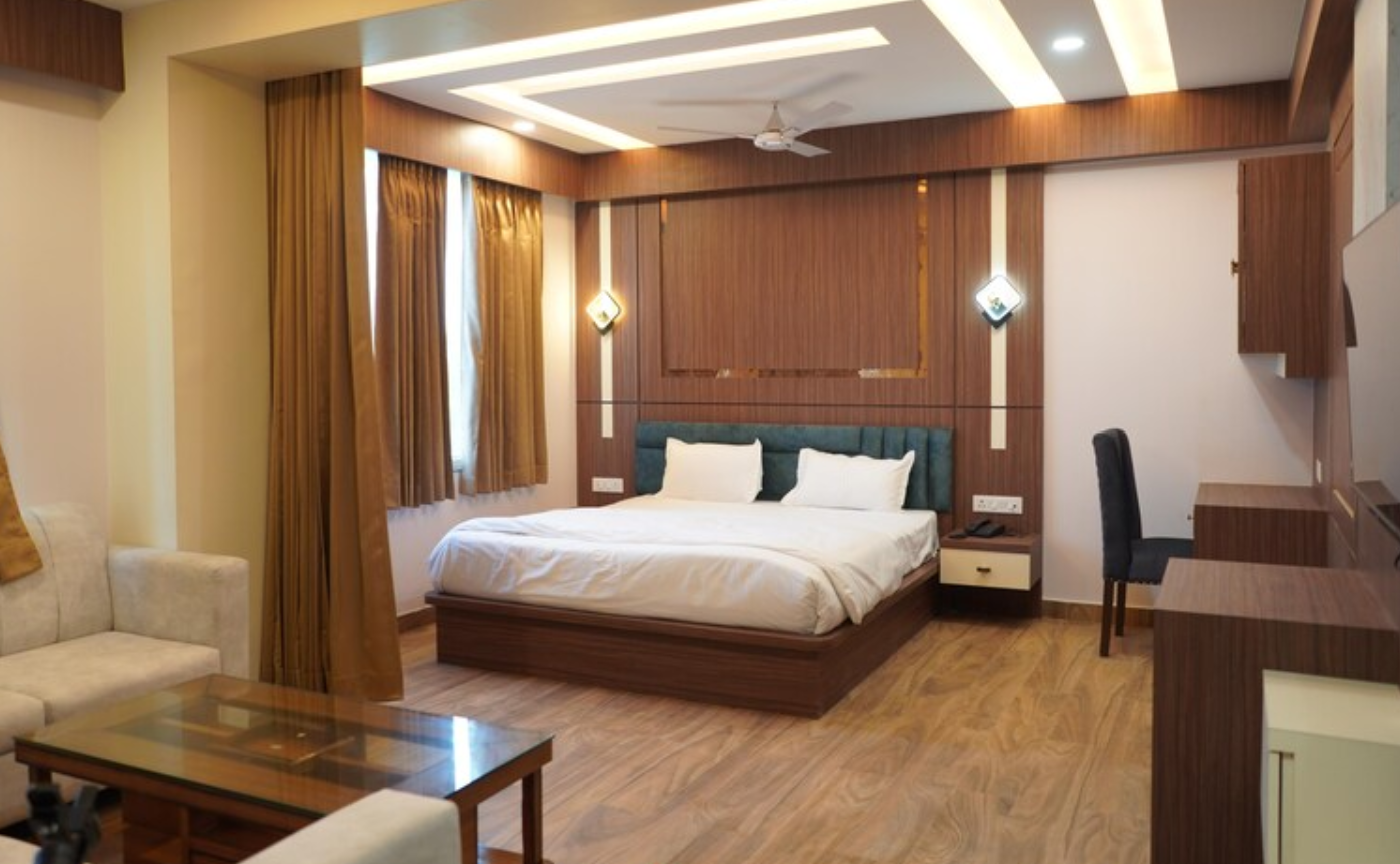 Mango Tree Hotel Suite Room 4