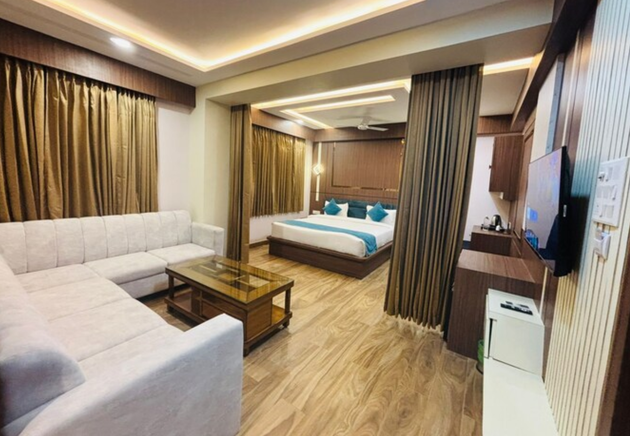 Mango Tree Hotel Suite Room 2