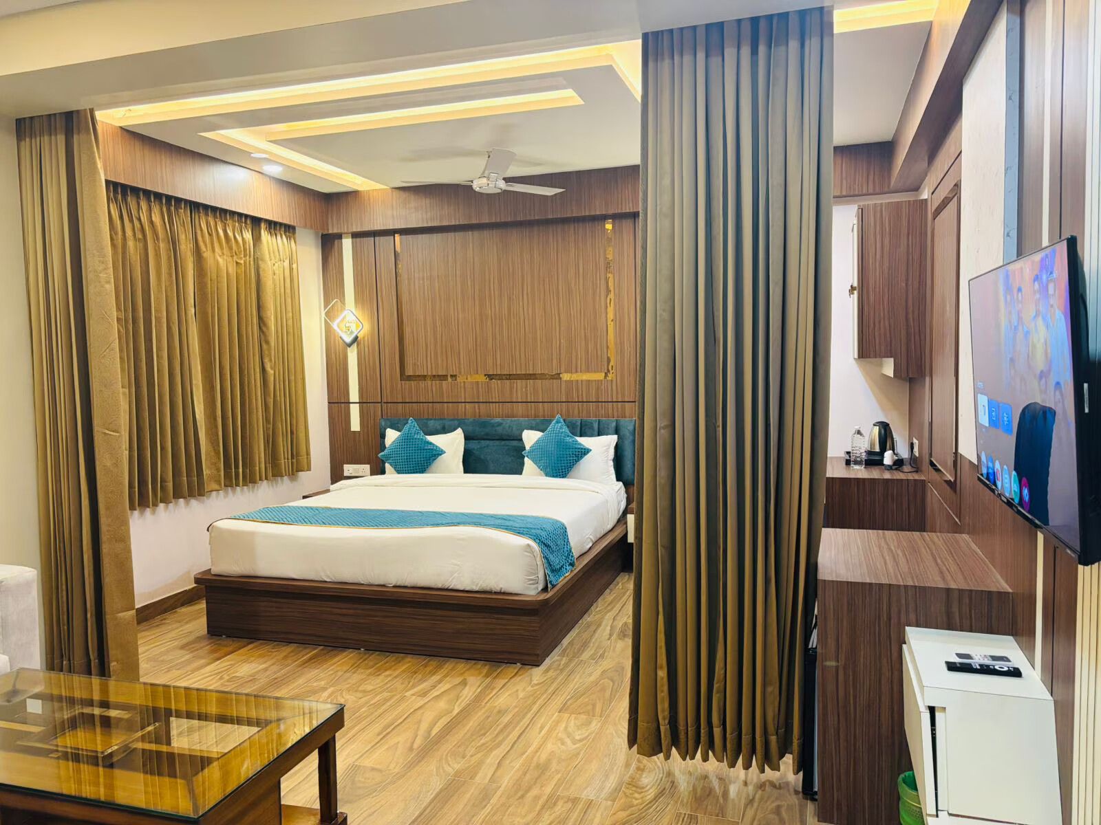 image_4711679_acca5b0b-7c52-404e-b607-0cf2ec1e5a96