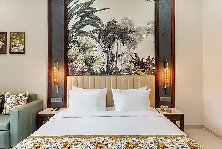 Jacuzzi Bliss Balcony Room