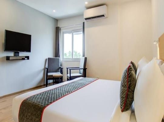 Hotel Neelkanth Inn Deluxe Room 2