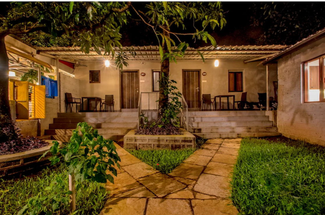 O'Nest Homestay Deluxe Non AC Room 3