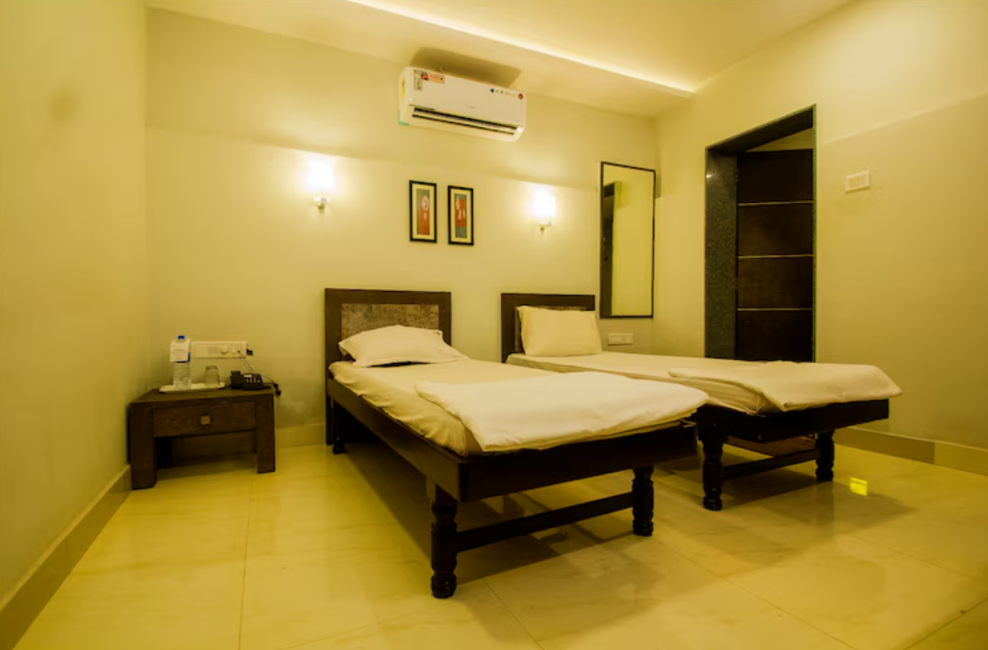 O'Nest Homestay Super Deluxe Non AC Room 2