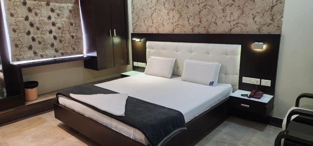 Vijetha Royal NON AC STANDARD ROOM 10