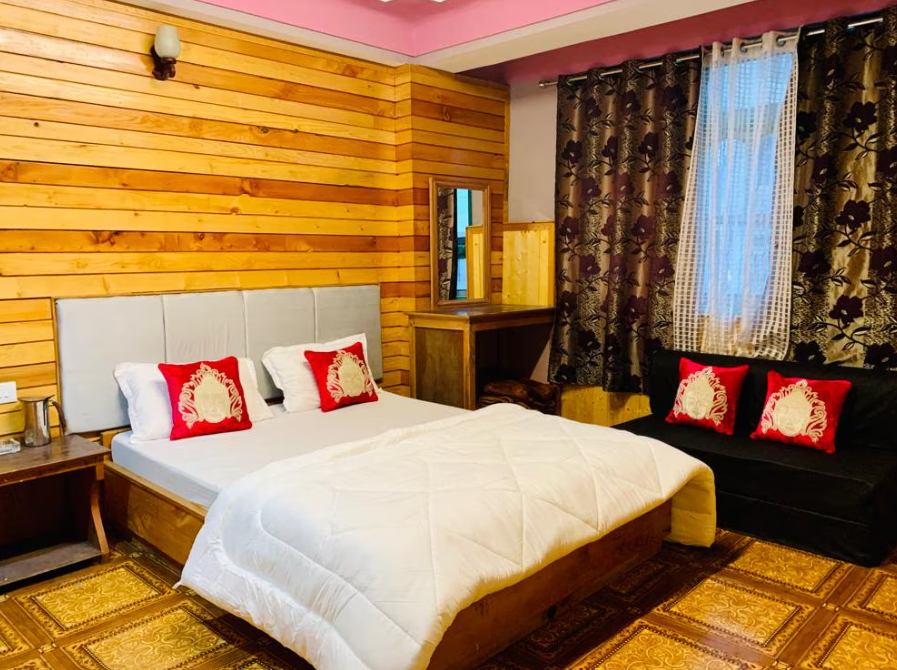 ROYAL BOUTIQUE Standard Room 3