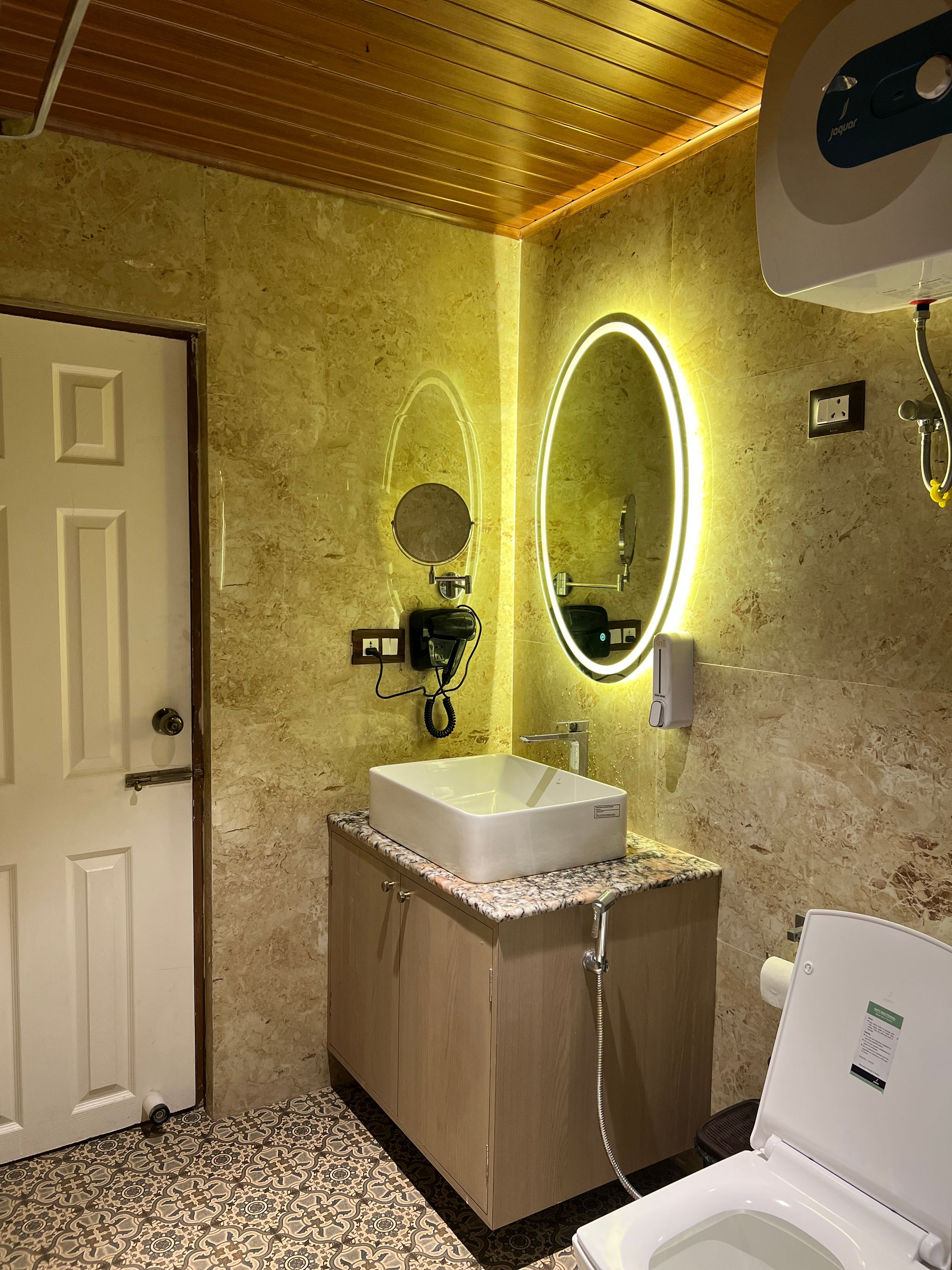 Echo Hotel and Spa by Tej Hotels and Resorts Luxury Sunrise View Room 14