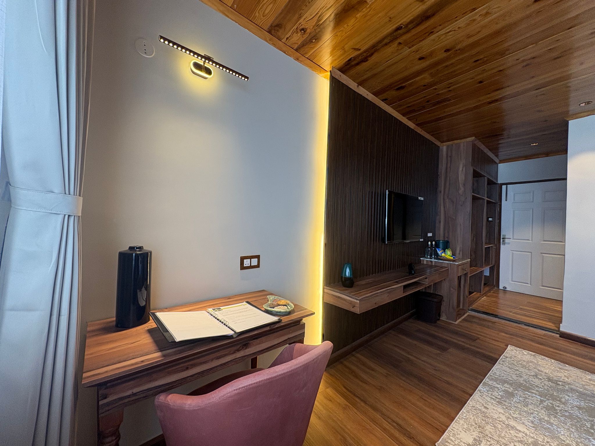 Echo Hotel and Spa by Tej Hotels and Resorts Luxury Sunrise View Room 15