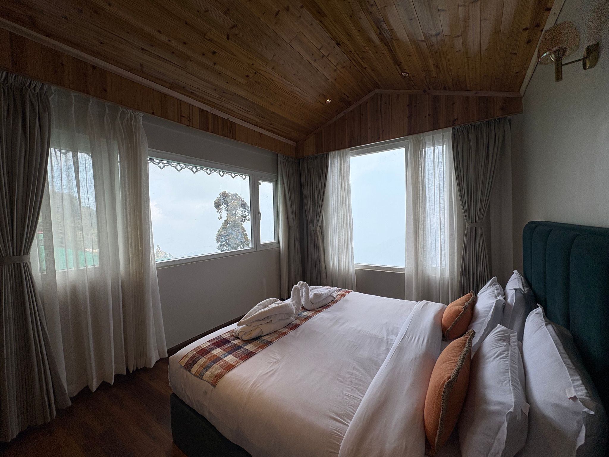 Premium Family Room Sky View