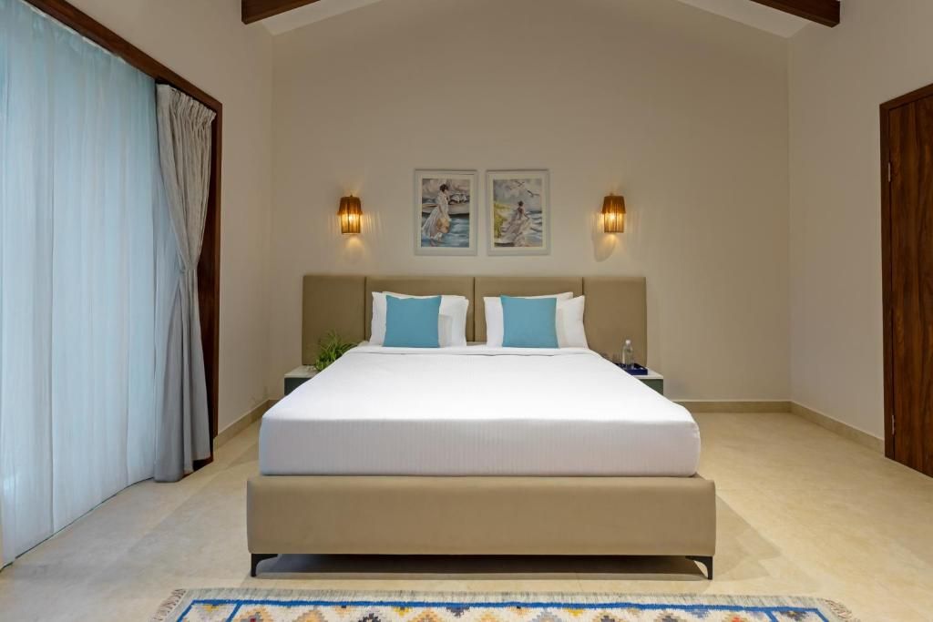 Lamrin Morjim Goa Deluxe Room 3