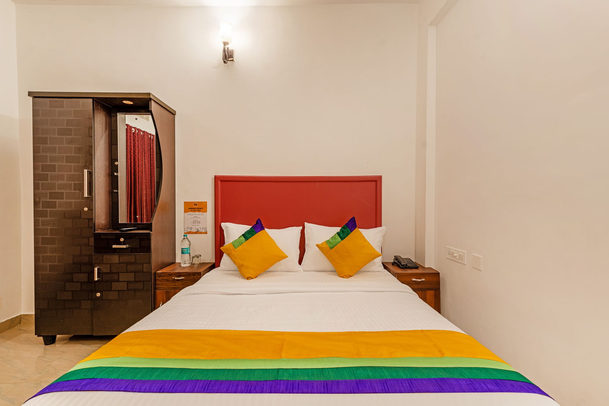 Itsy Hotels Abrigo Standard room 2