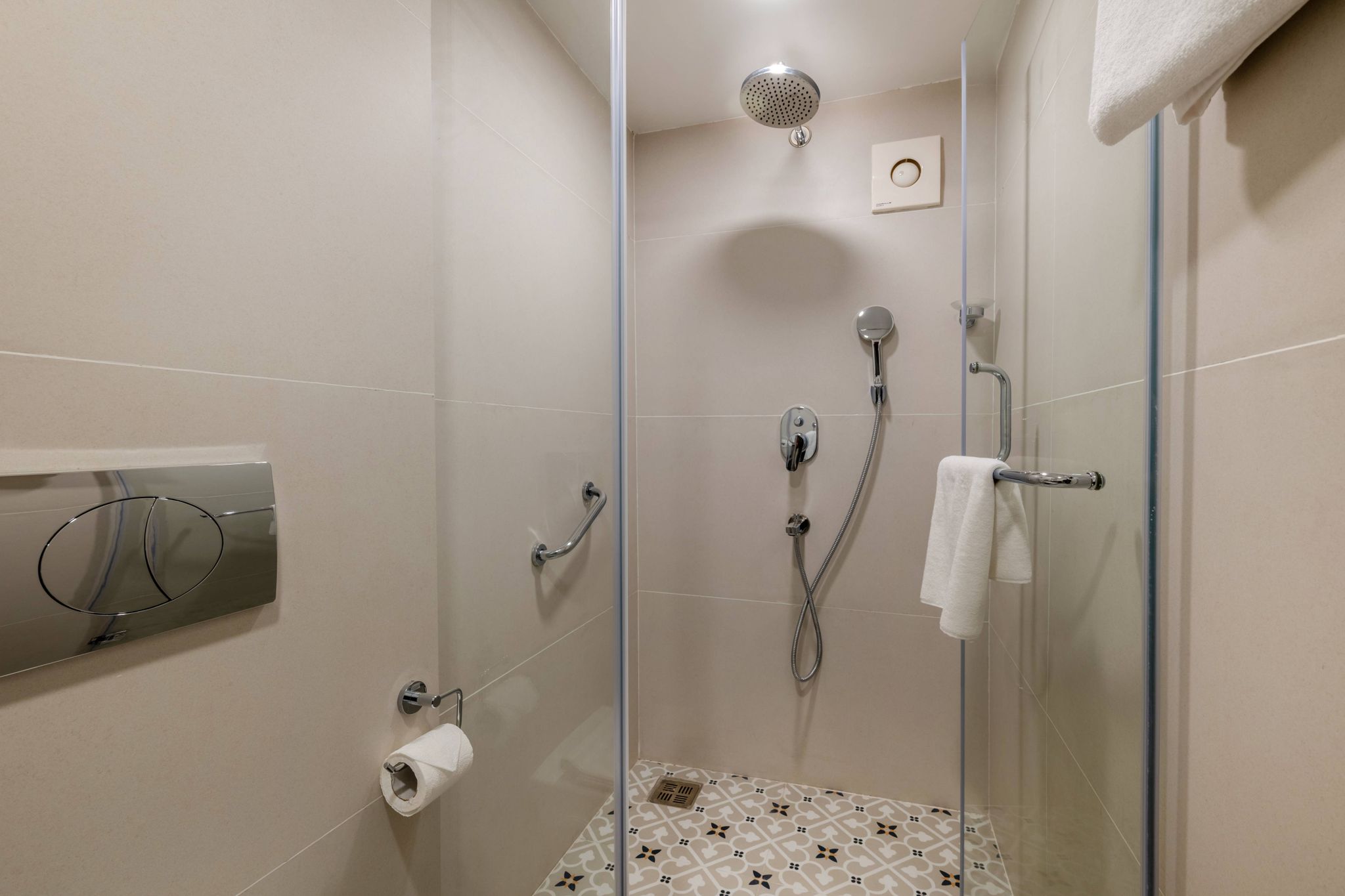 juSTa Kashi Parampara, Varanasi						 Junior Suite 47