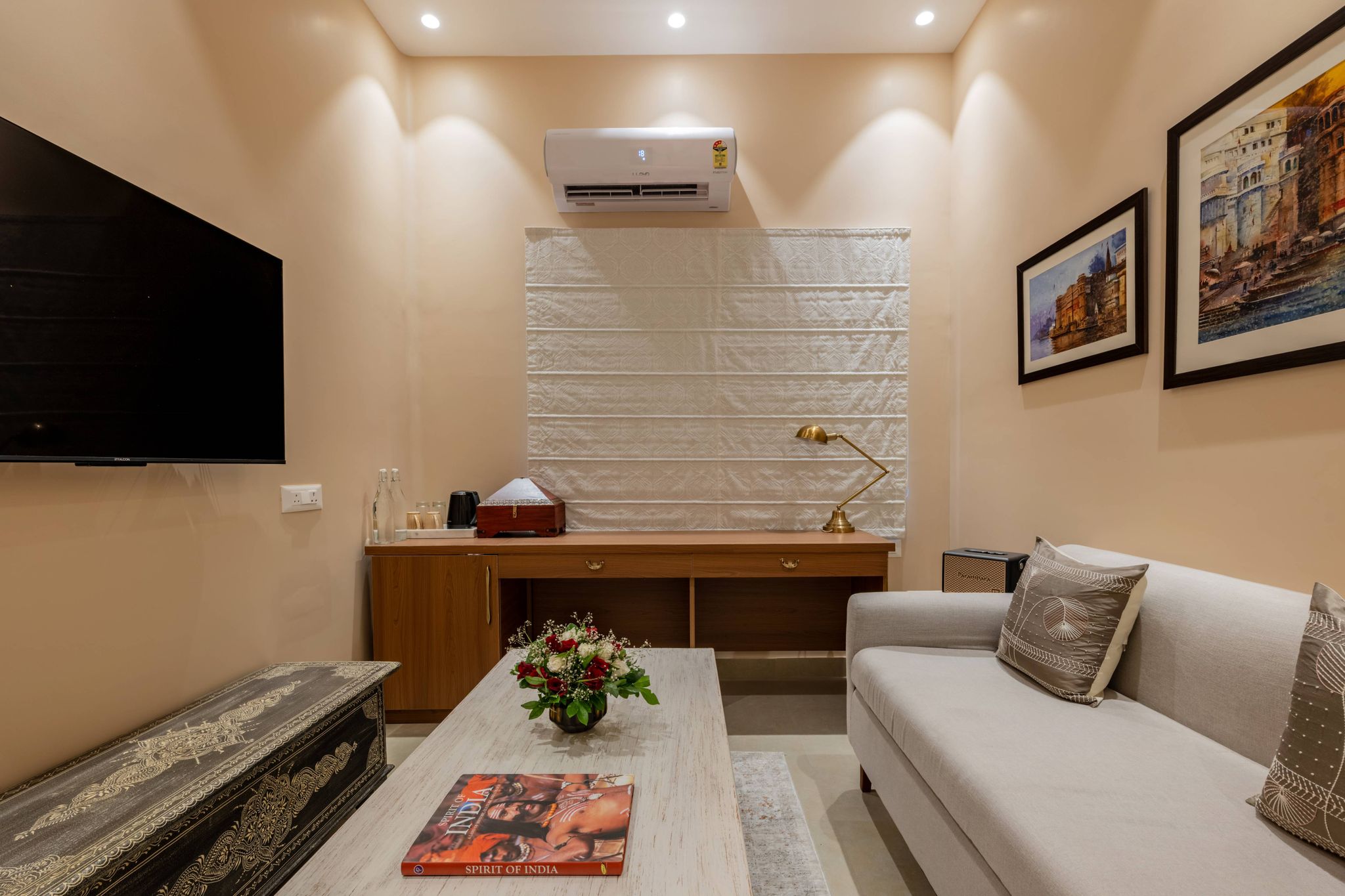 juSTa Kashi Parampara, Varanasi						 Junior Suite 15