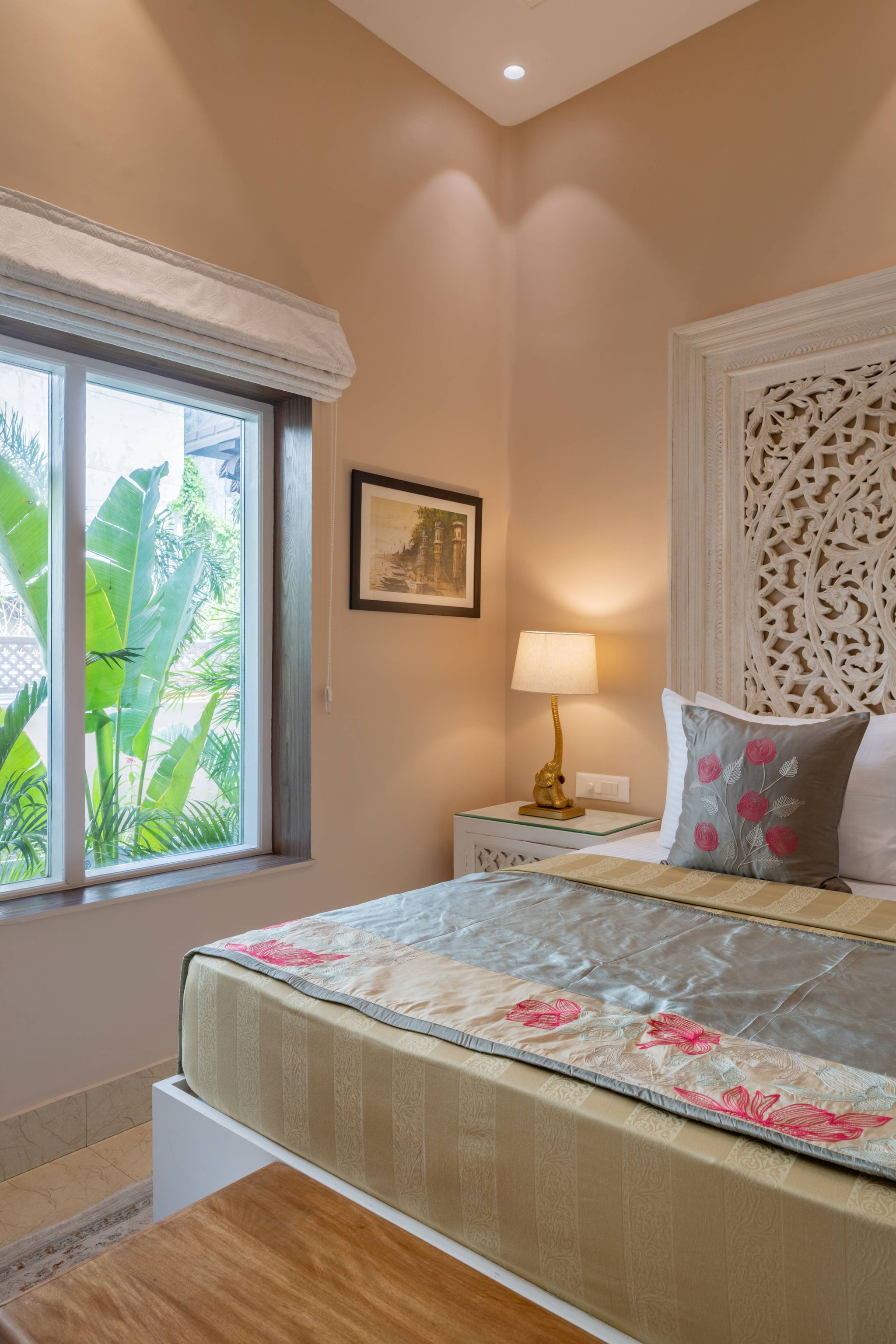 juSTa Kashi Parampara, Varanasi						 Premium Room 77