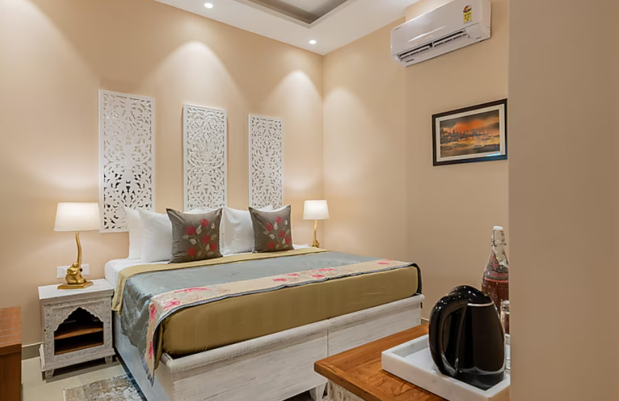 juSTa Kashi Parampara, Varanasi						 Deluxe Room