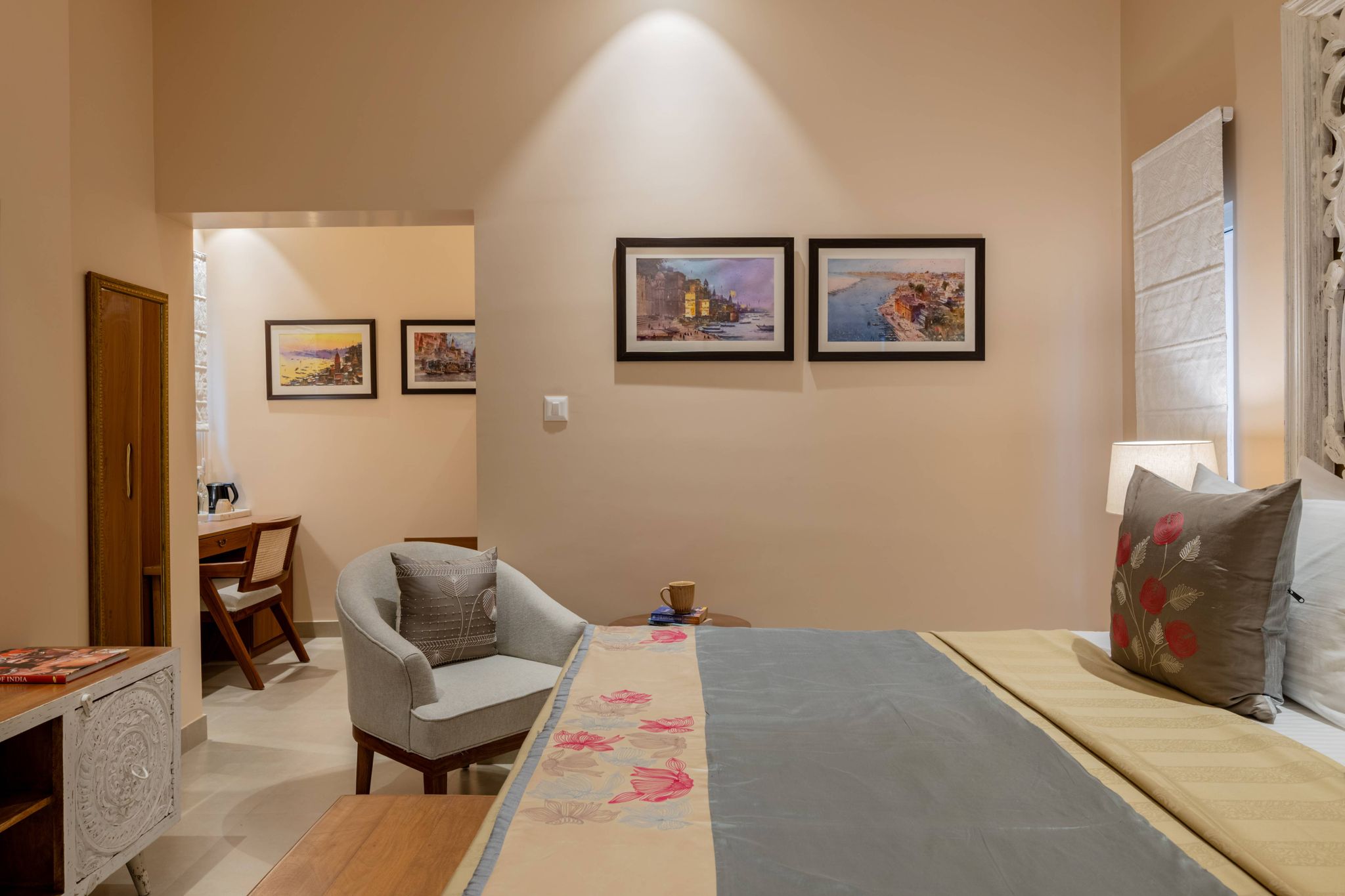 juSTa Kashi Parampara, Varanasi						 Premium Room 90