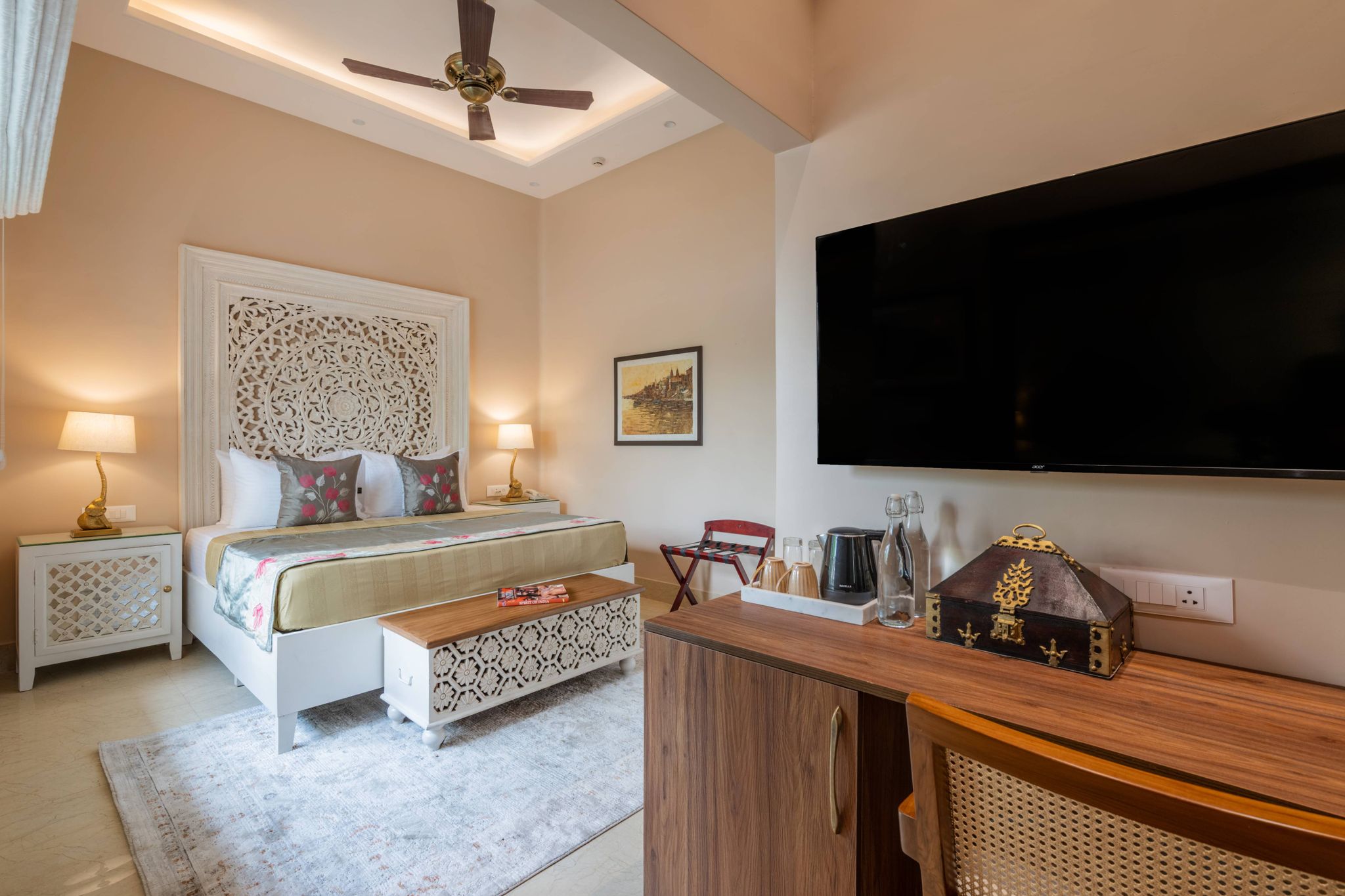 juSTa Kashi Parampara, Varanasi						 Premium Room 25