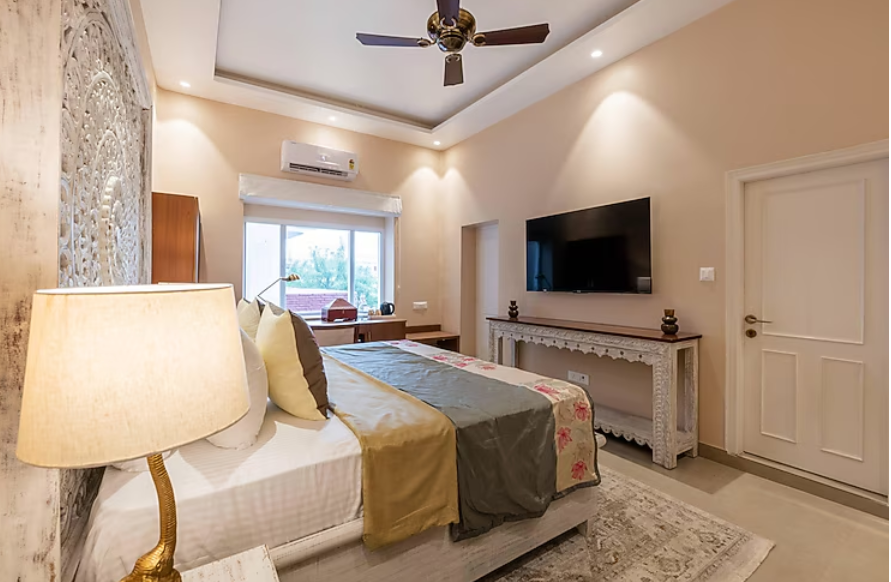 juSTa Kashi Parampara, Varanasi						 Premium Room