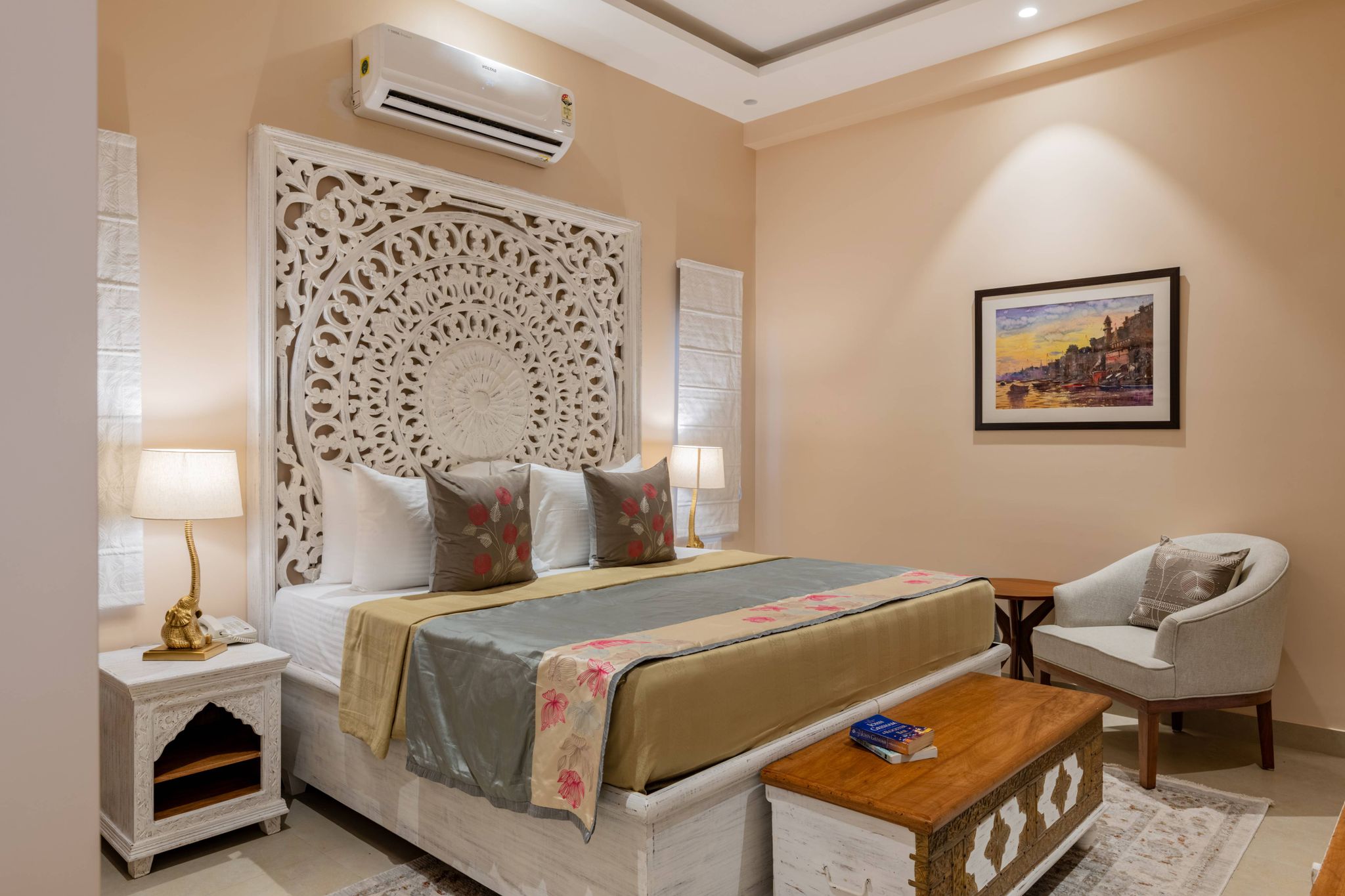 juSTa Kashi Parampara, Varanasi						 Premium Room 86