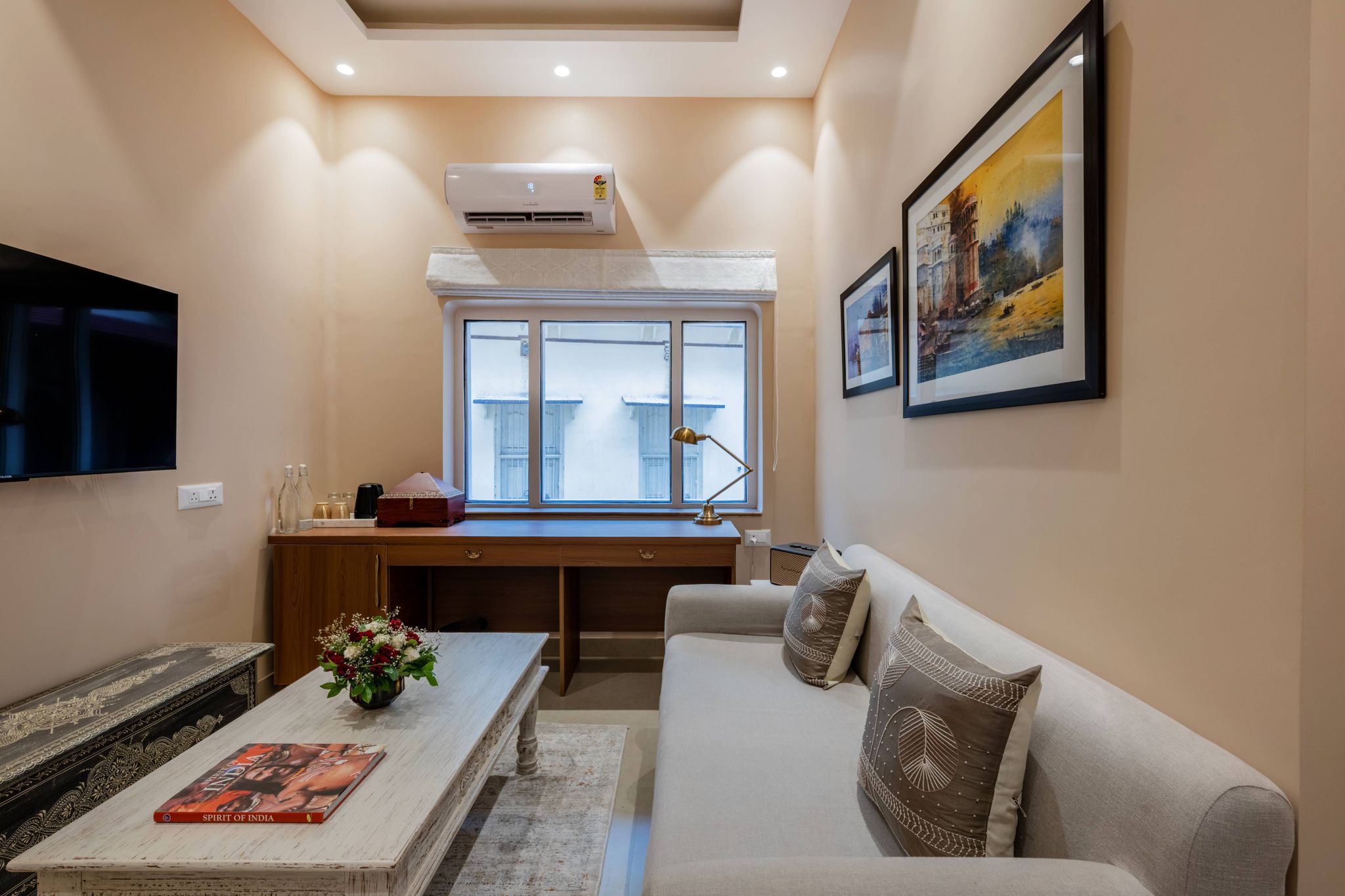 juSTa Kashi Parampara, Varanasi						 Junior Suite 28