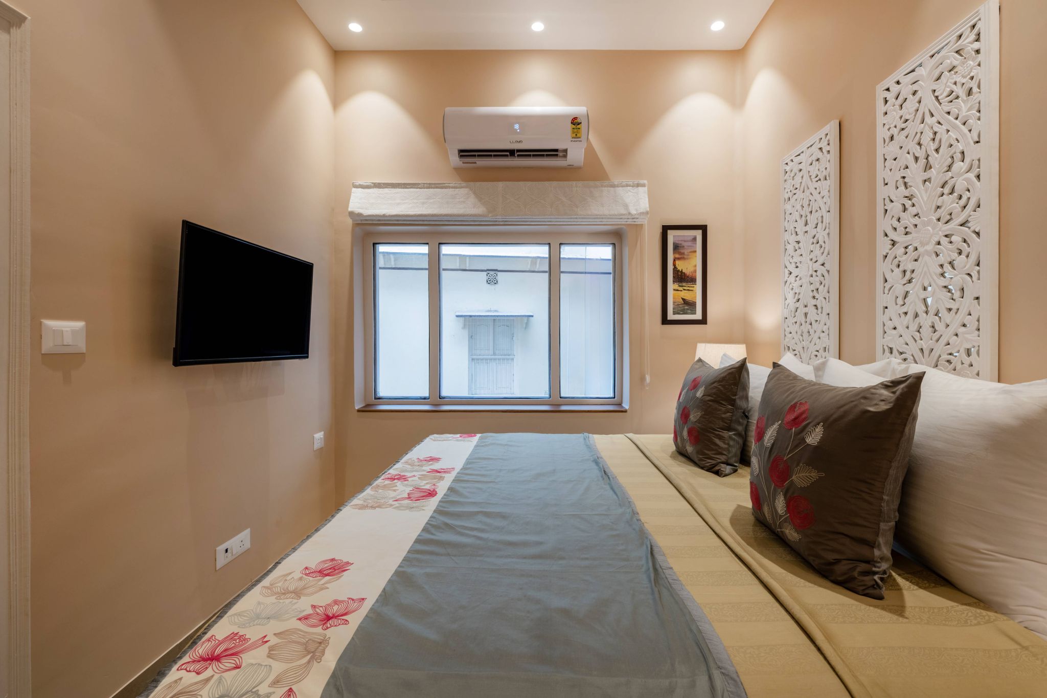 juSTa Kashi Parampara, Varanasi						 Junior Suite 39