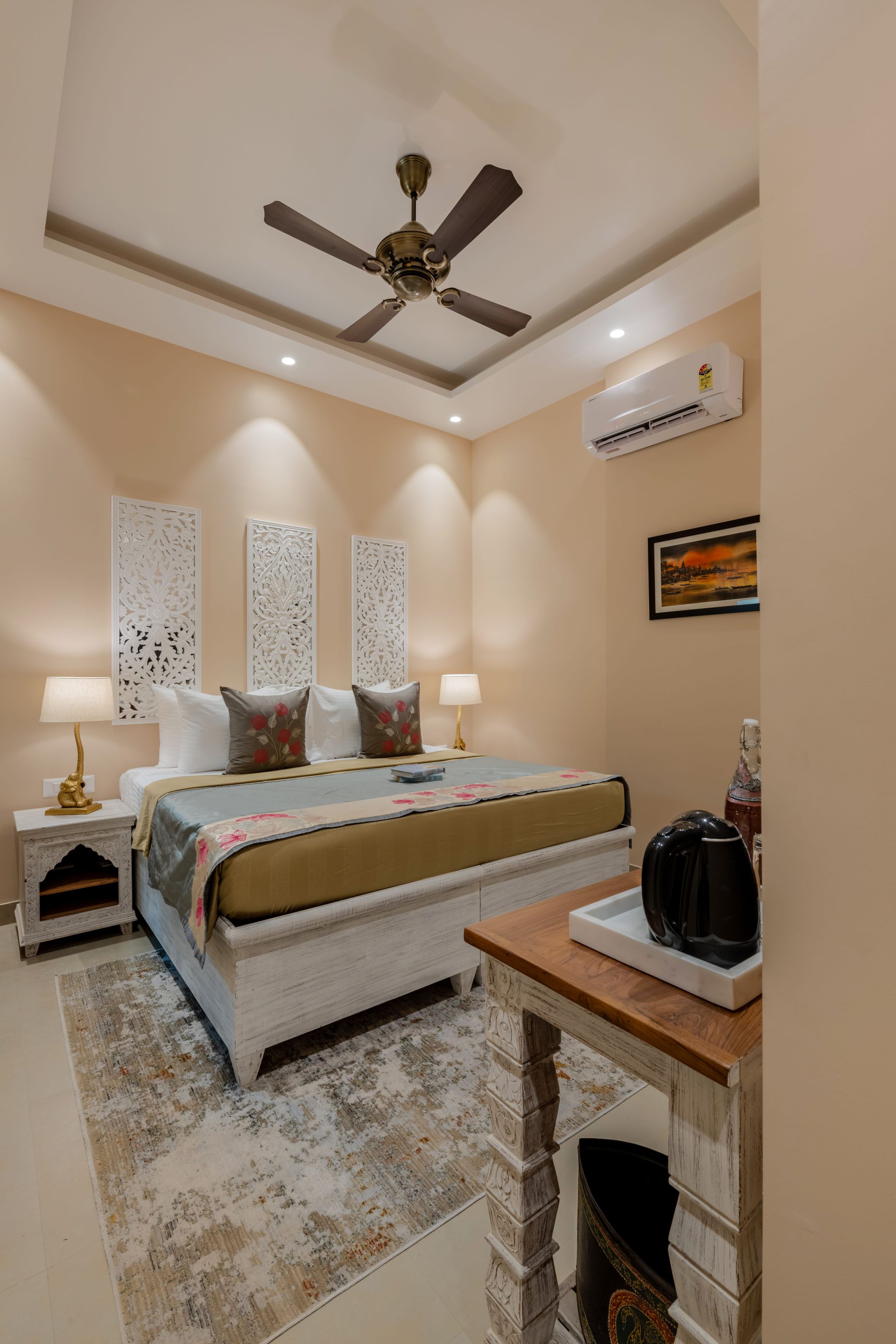 juSTa Kashi Parampara, Varanasi						 Deluxe Room 16