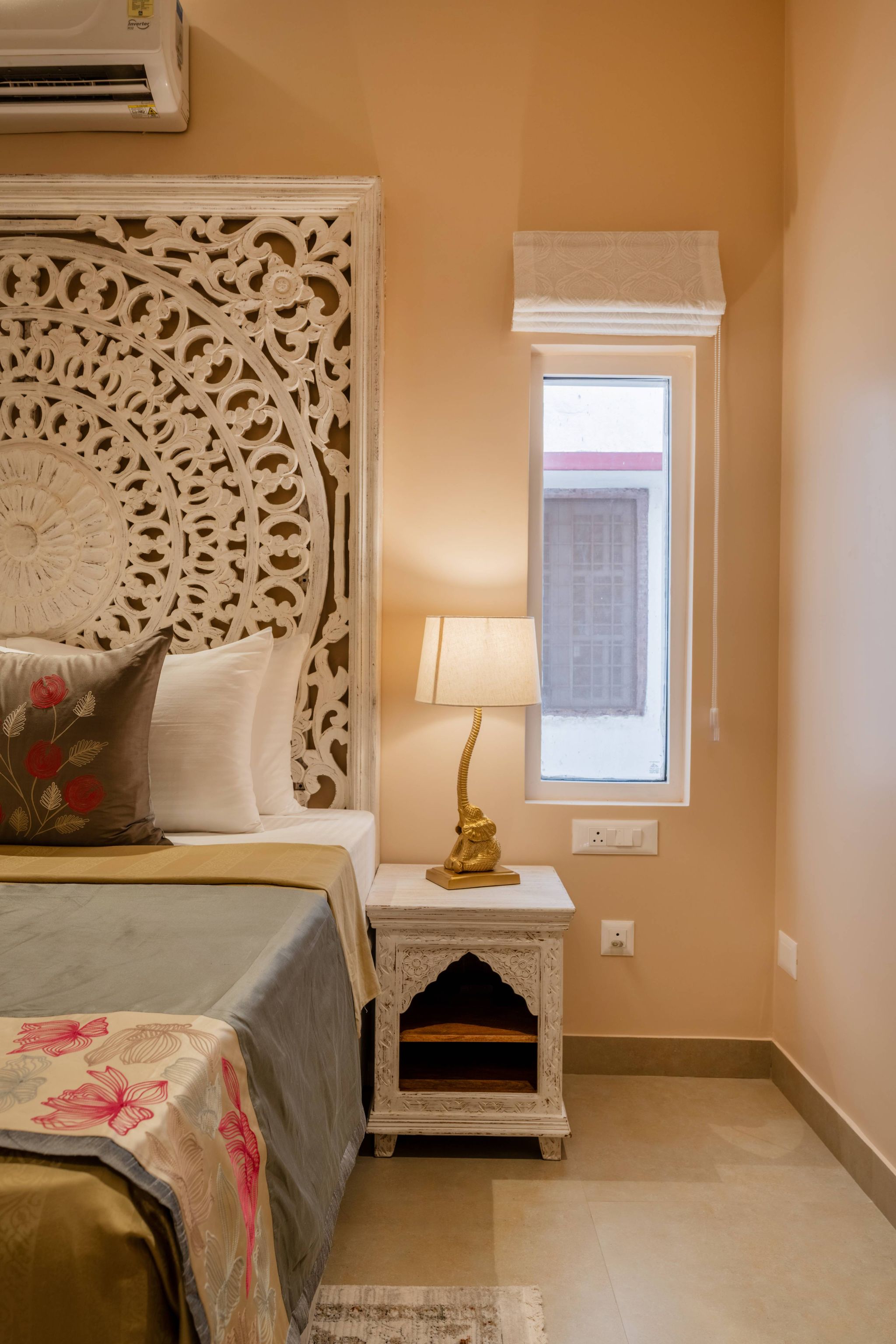 juSTa Kashi Parampara, Varanasi						 Premium Room 79