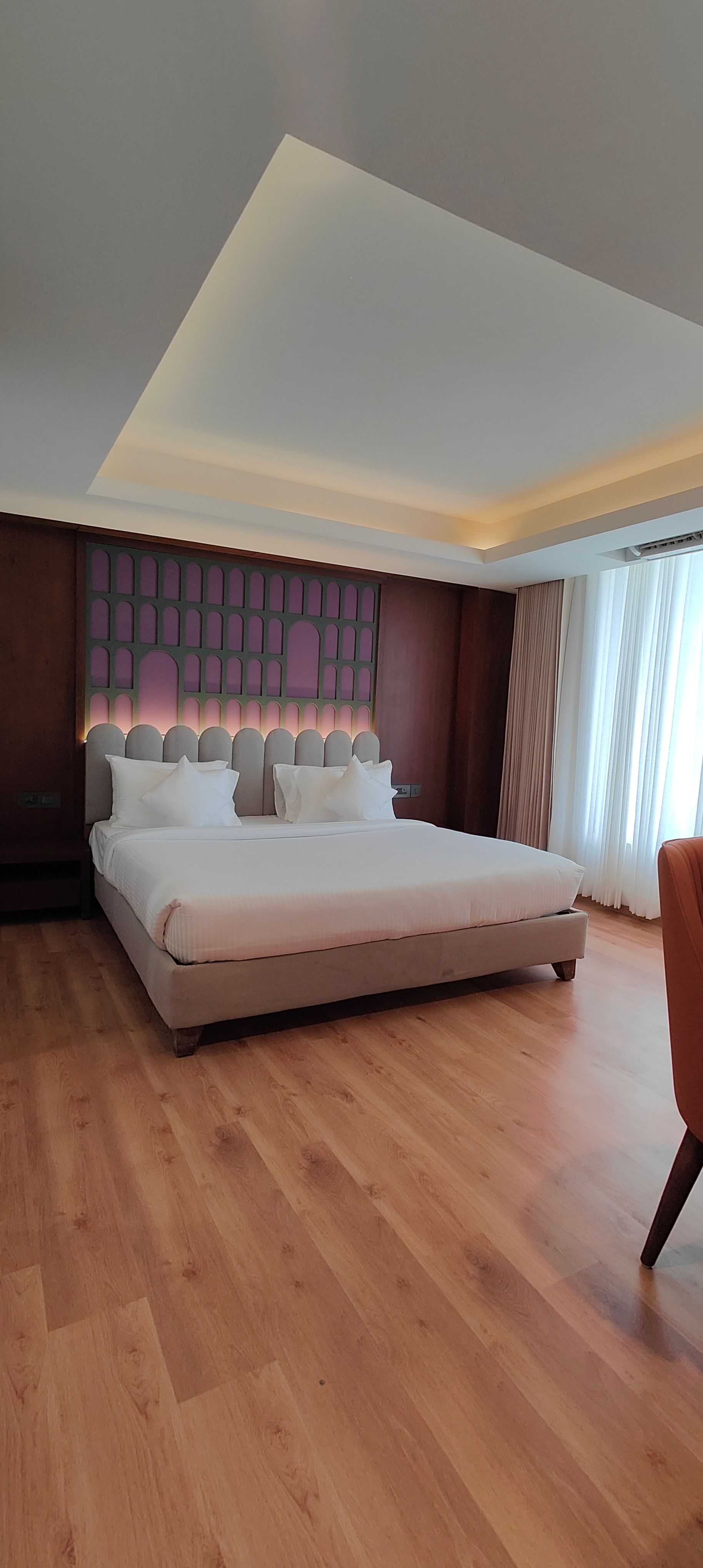  Suite Room