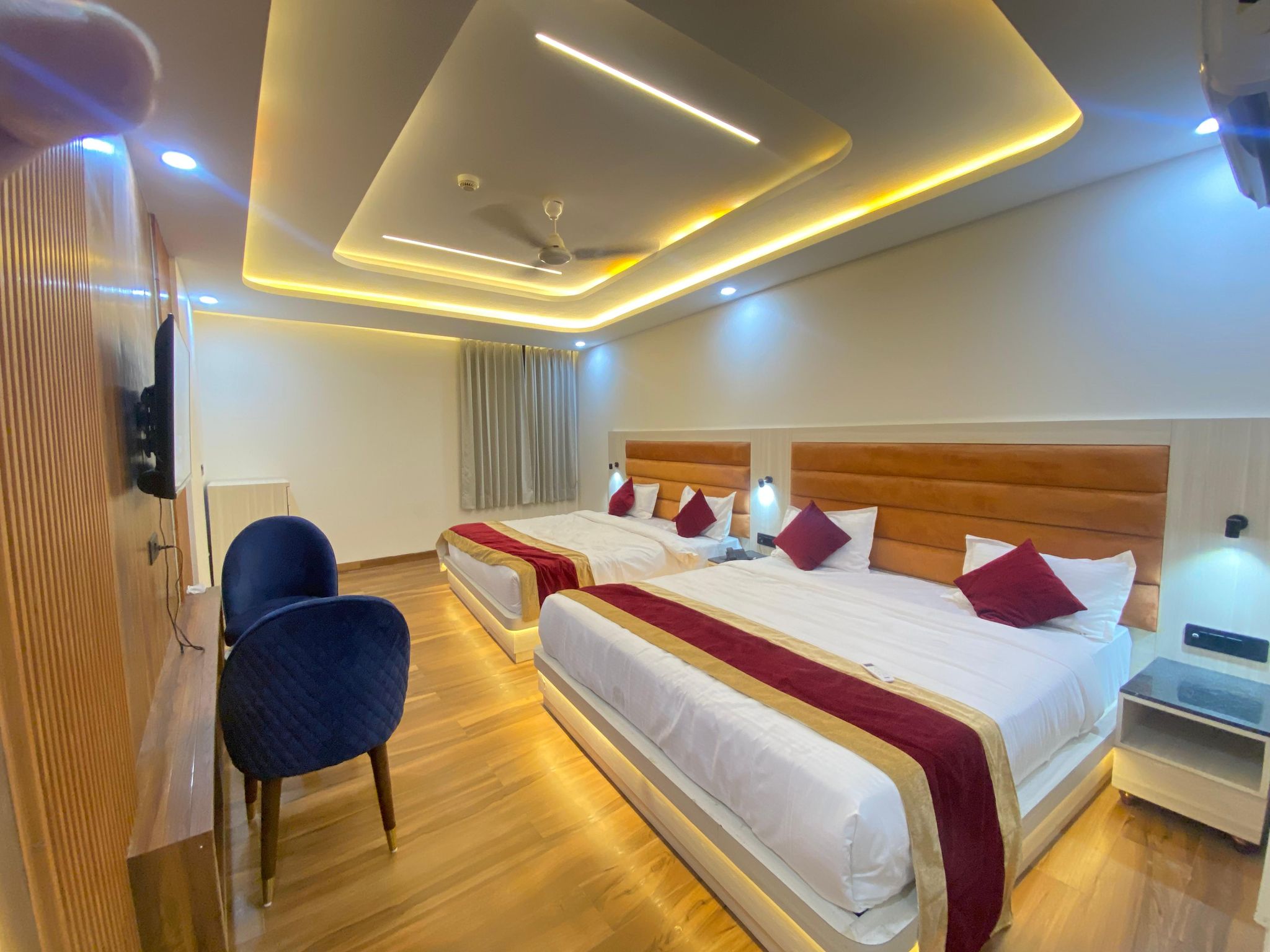 Executive Triple Bed