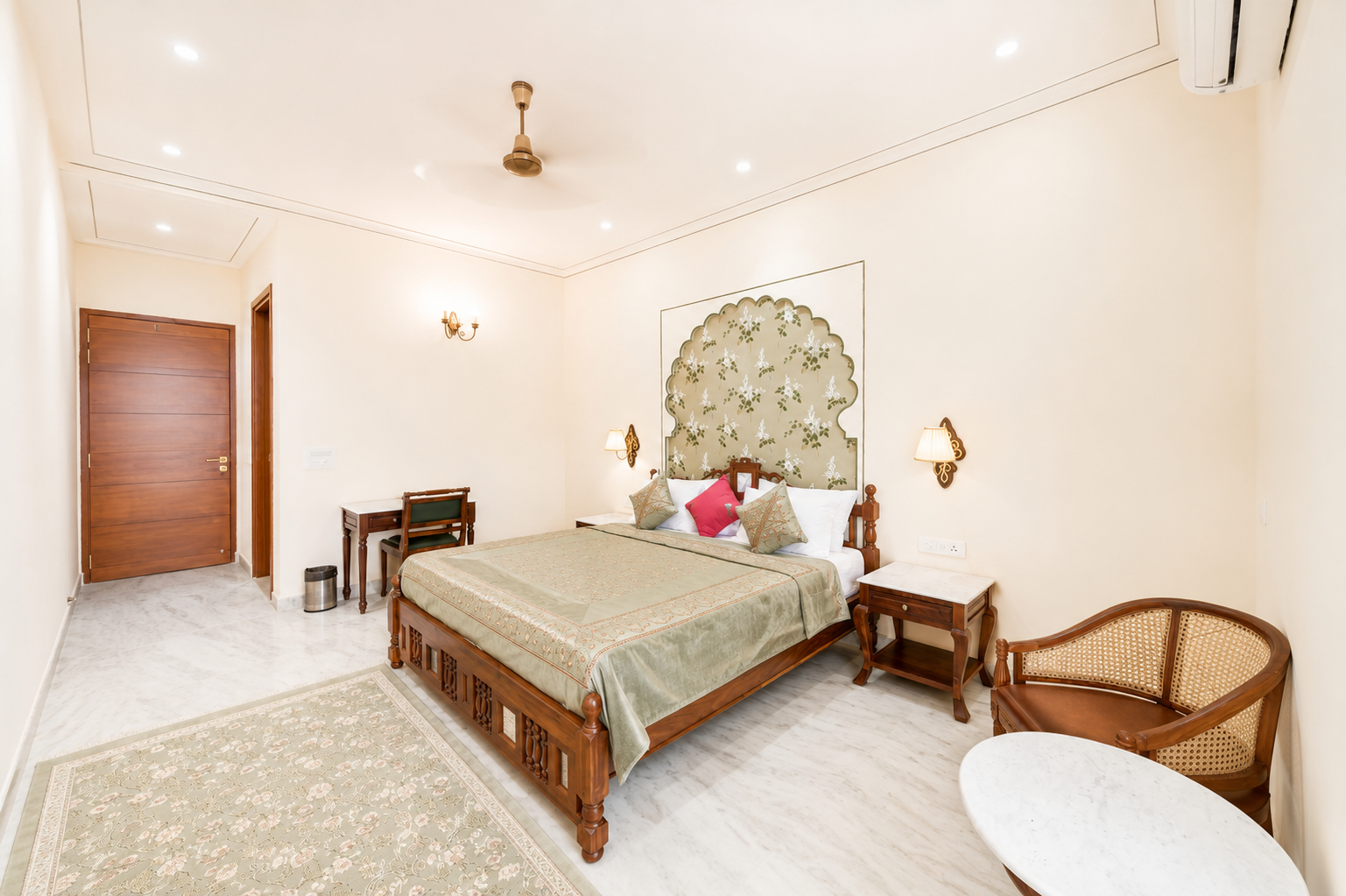 Dera Jaipur - Luxury Heritage Stays in Bani Park, Jaipur