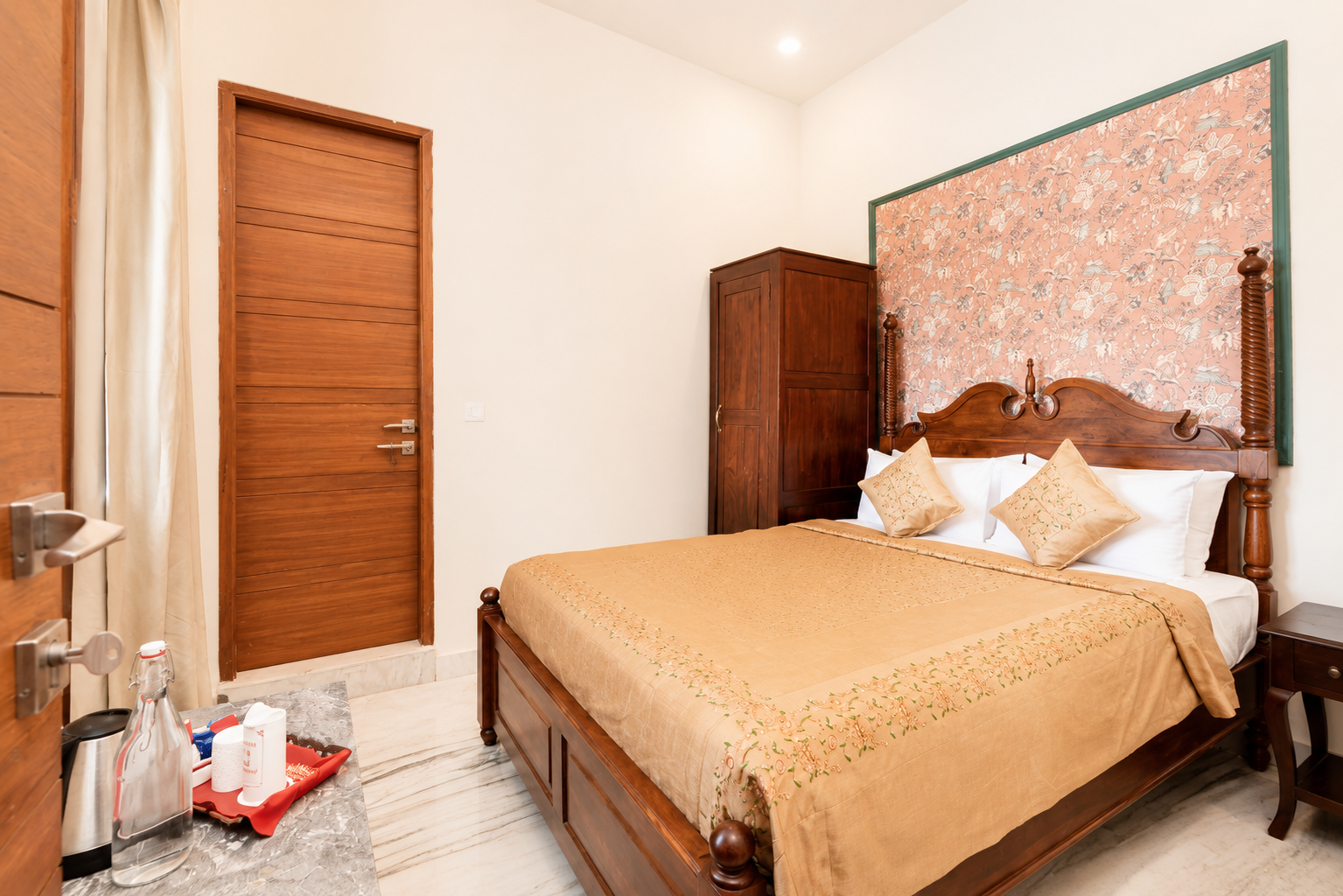Dera Jaipur - Luxury Heritage Stays in Bani Park, Jaipur