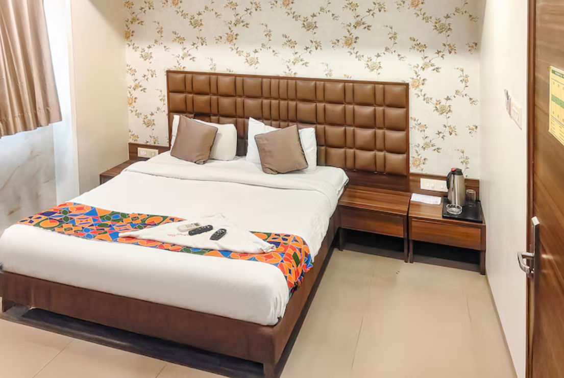 Hotel Landmark Residency Deluxe Room 2