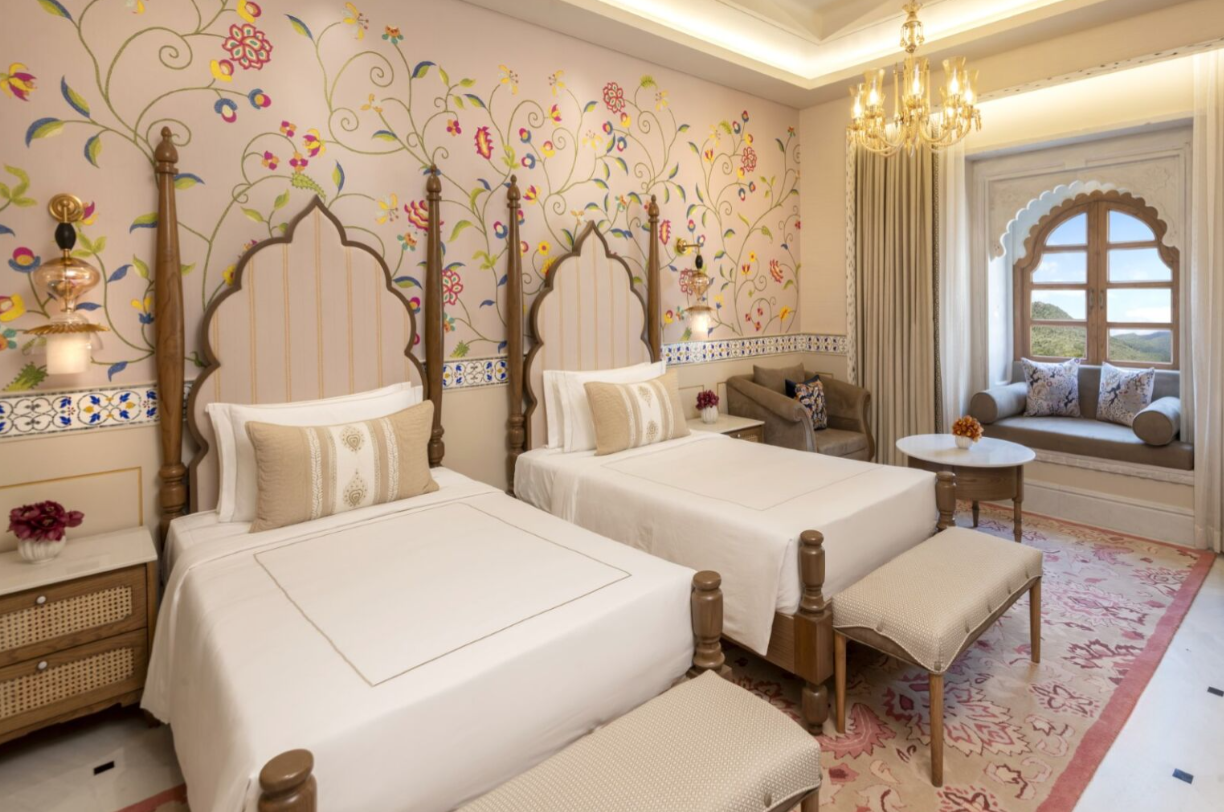 Deluxe Room Twin Bed