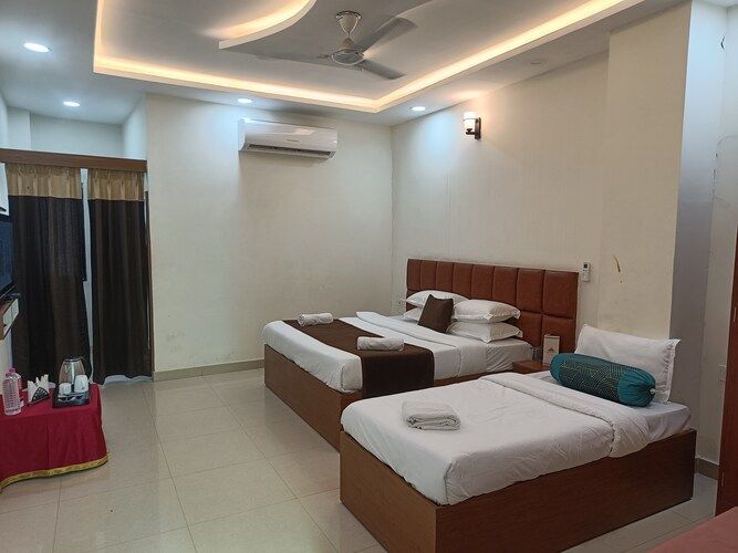 Umraogarh Family Room