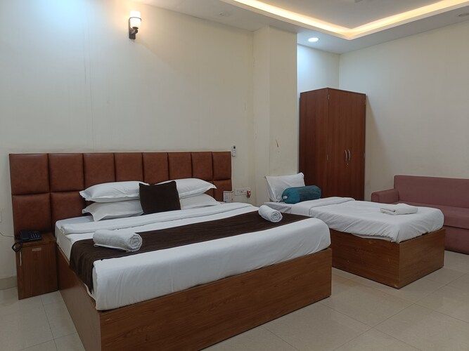 Umraogarh Family Room