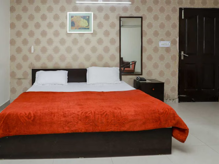 Hotel Star City Deluxe Room 3